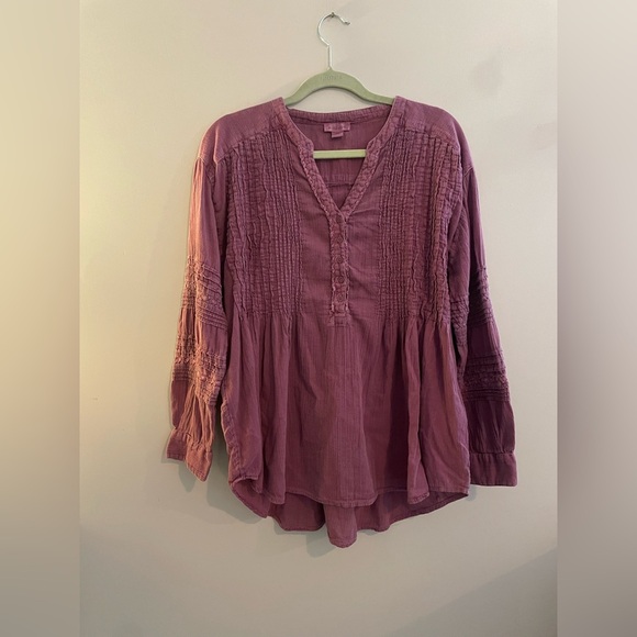 Sundance Maroon Loose Fitting Blouse with Sleeves - Picture 1 of 4